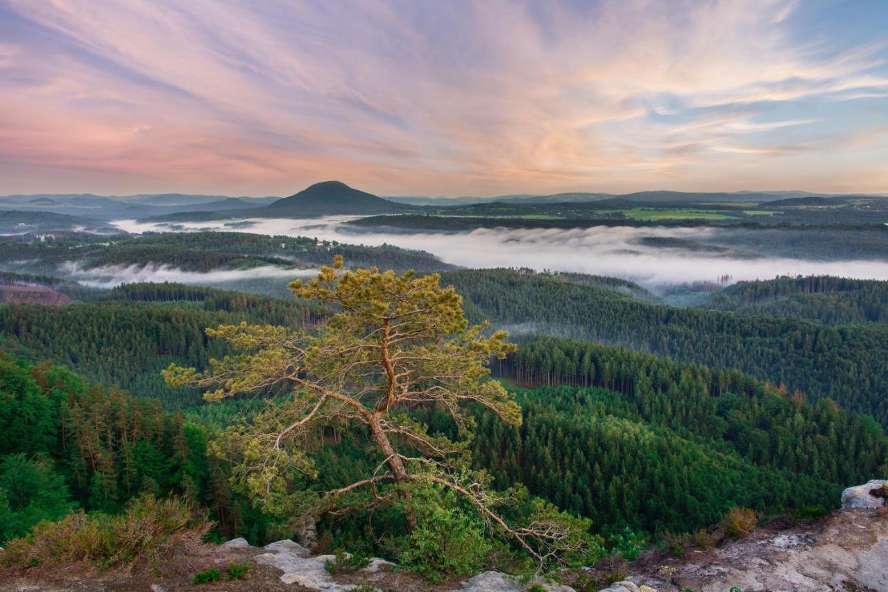 Resort Mezna Hřensko Buitenkant foto