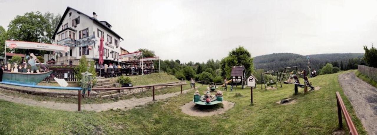 Resort Mezna Hřensko Buitenkant foto