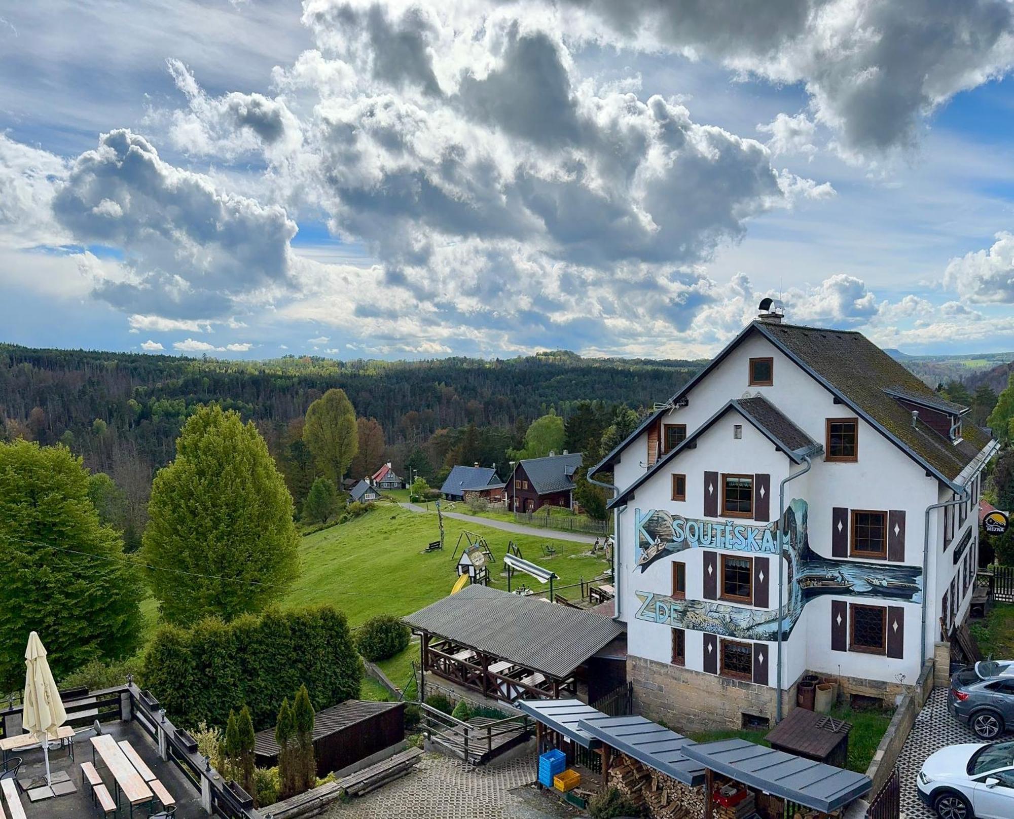 Resort Mezna Hřensko Buitenkant foto